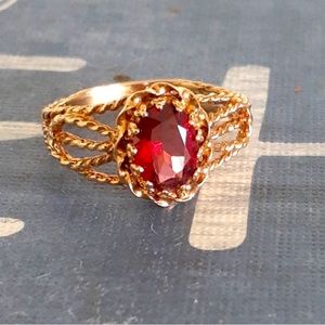 Garnet ring. Size 7